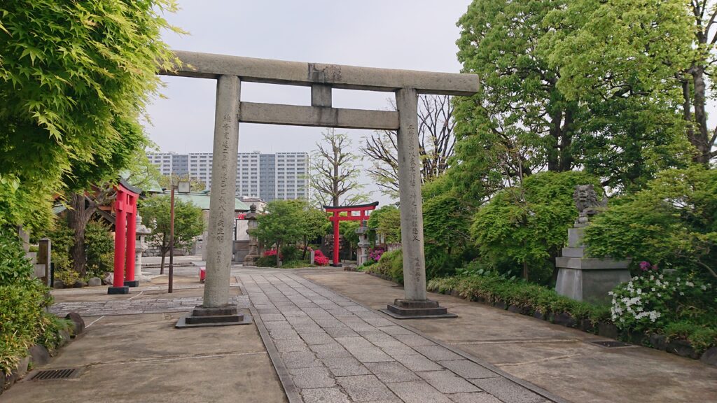 石濱神社参道